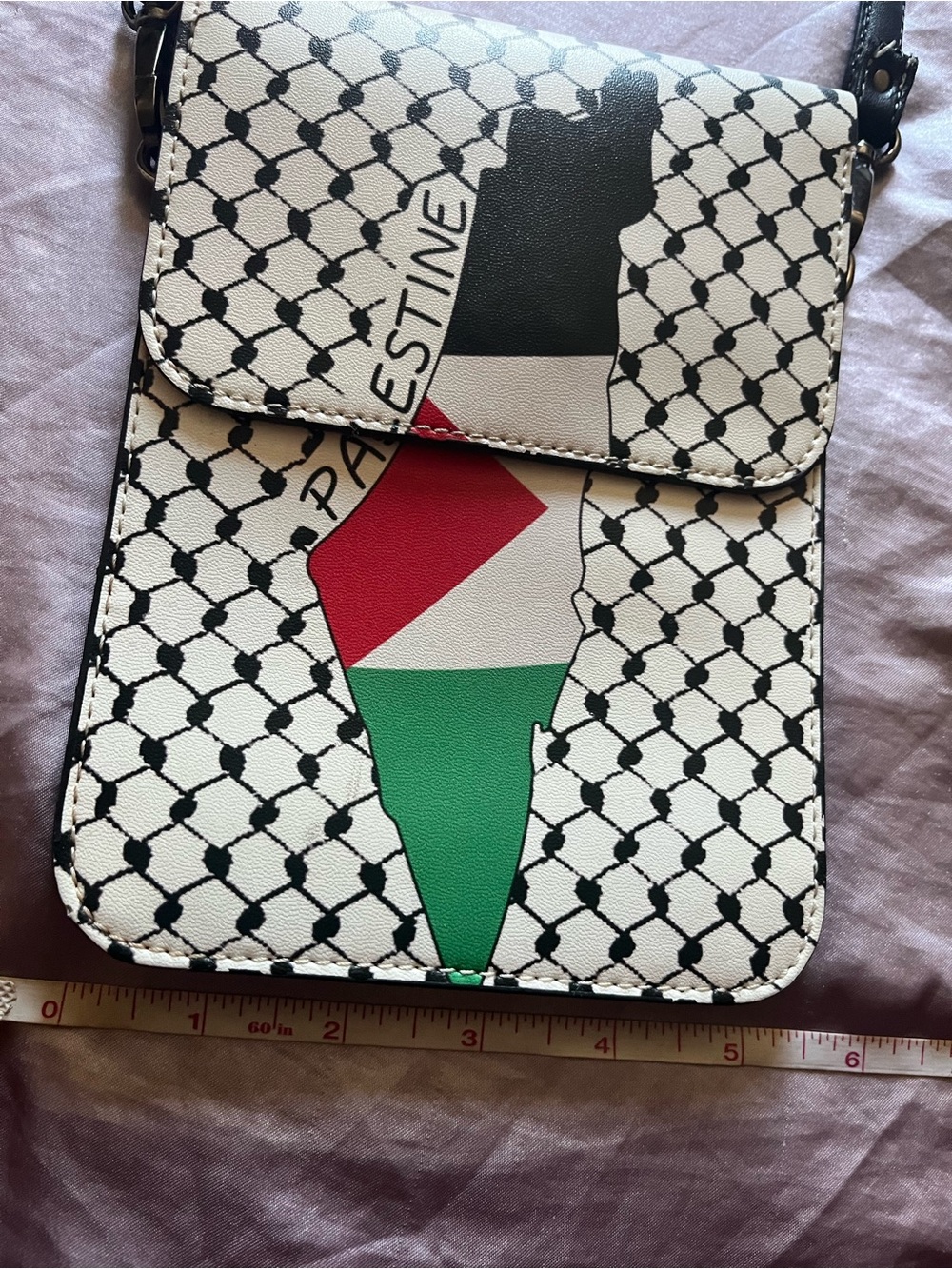 Palestine Flag Pattern Crossbody Phone Bag - Black and White with Red, Green - Picture 6 of 7